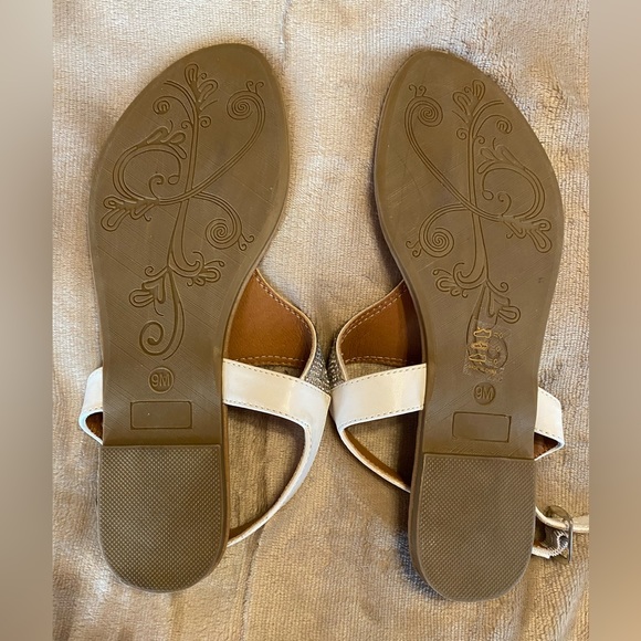 Sparkly T-Strap Sandals - Picture 4 of 4